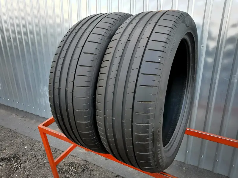 Пара б/у шин 235/50 R20 Pirelli P Zero PZ4, фото 1