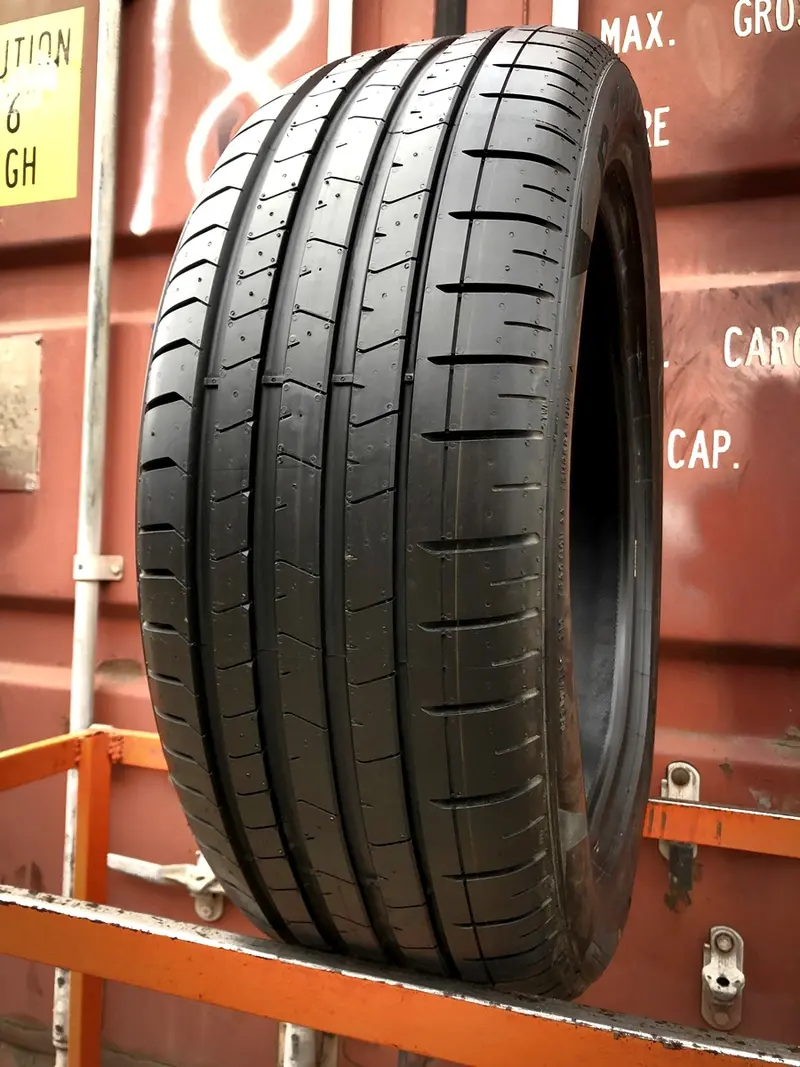 Б/у шина 235/50 R20 Pirelli P Zero PZ4, фото 1