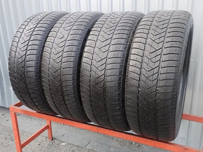 Комплект б/у шин 235/50 R20 Pirelli Scorpion Winter, фото 1