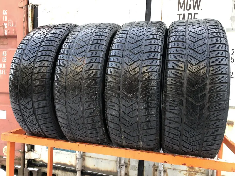 Комплект б/у шин 235/50 R20 Pirelli Scorpion Winter, фото 1