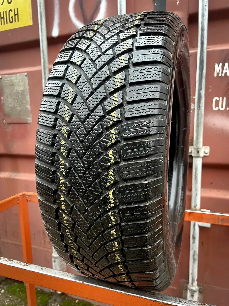 Б/у шина 235/55 R17 Bridgestone Blizzak LM-005