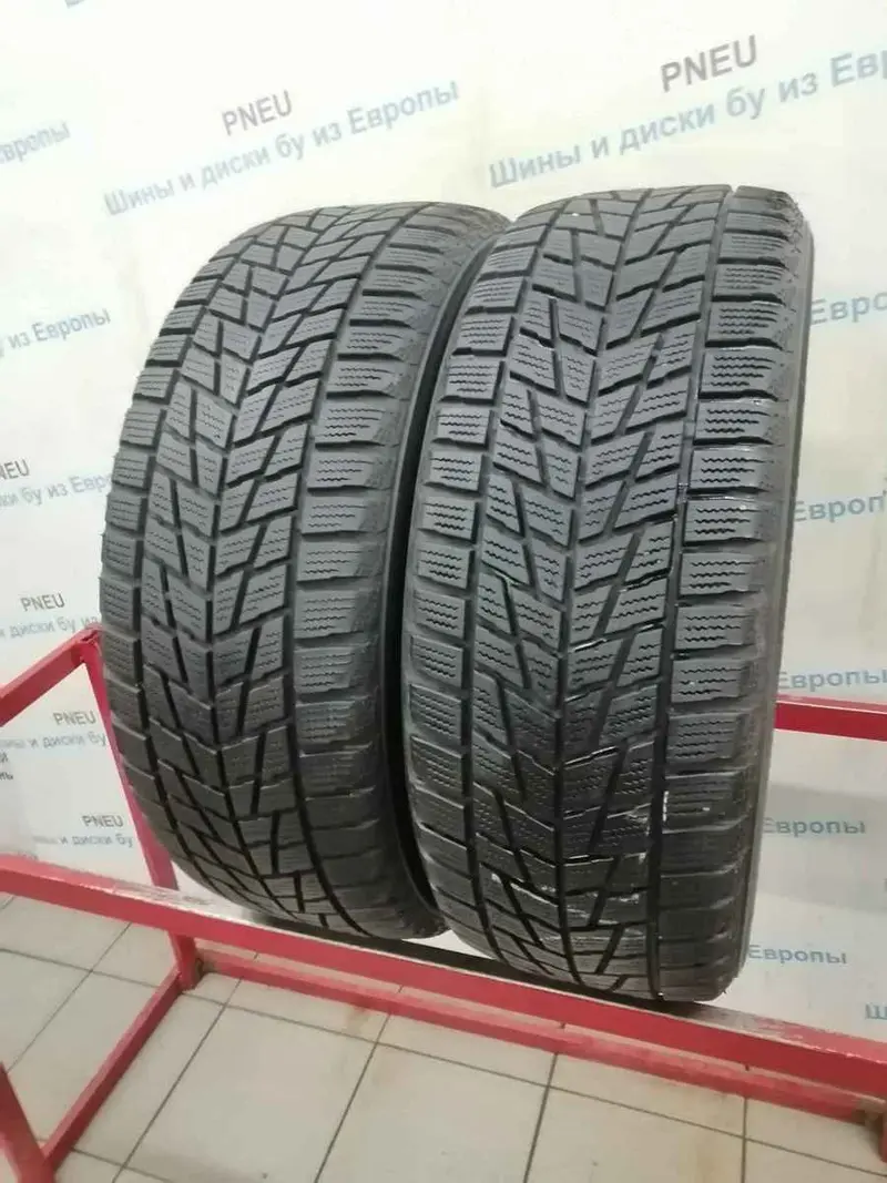 Пара б/у шин 235/55 R17 Bridgestone Blizzak LM 22