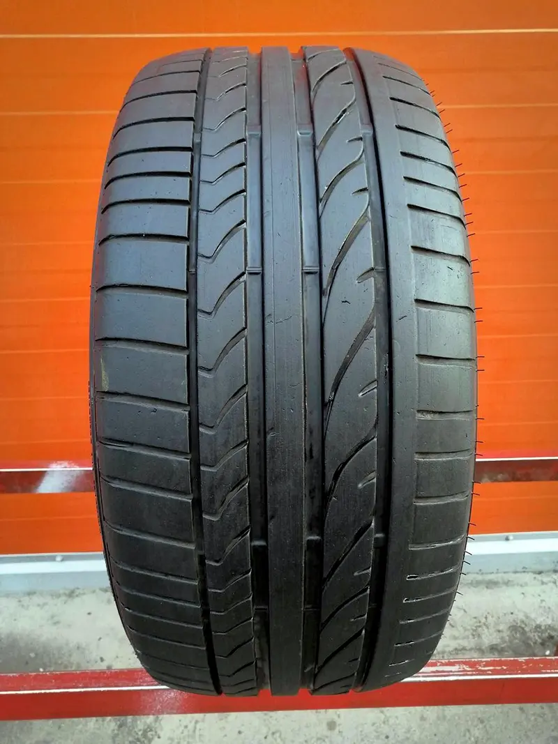 Б/у шина 235/55 R17 Bridgestone Potenza RE 050A