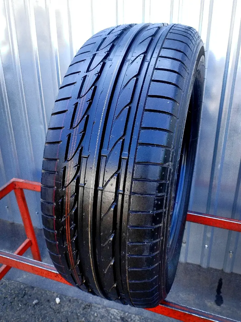 Б/у шина 235/55 R17 Bridgestone Potenza S001