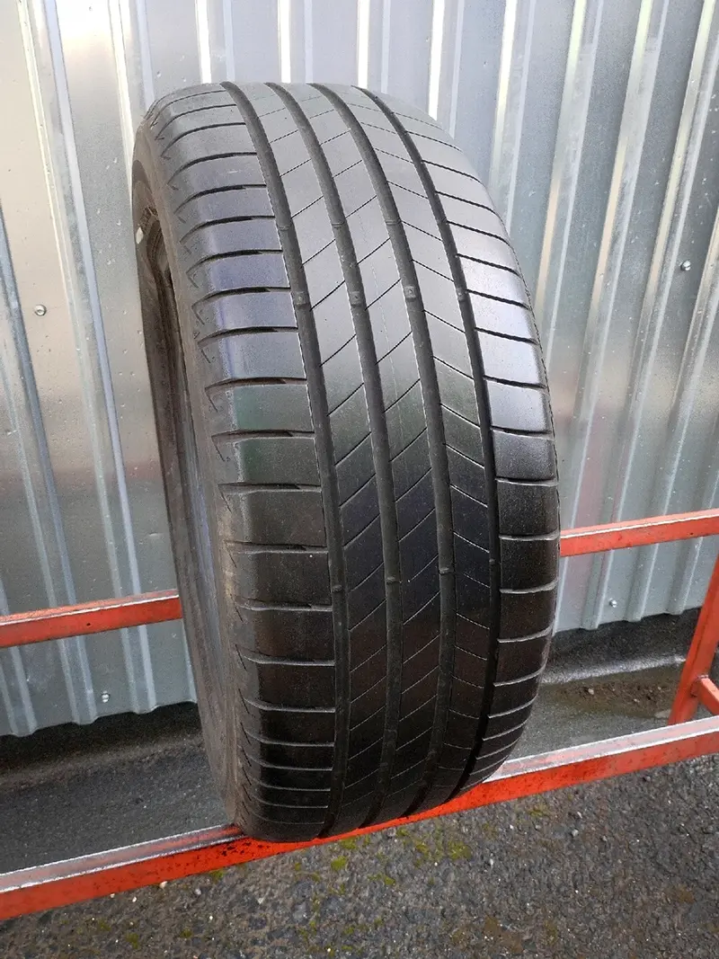 Б/у шина 235/55 R17 Bridgestone Turanza T005