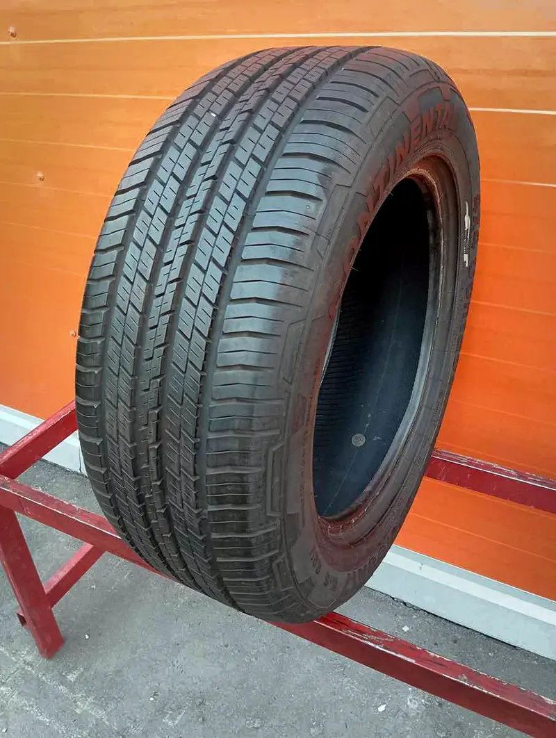 Б/у шина 235/55 R17 Continental Conti4x4Contact