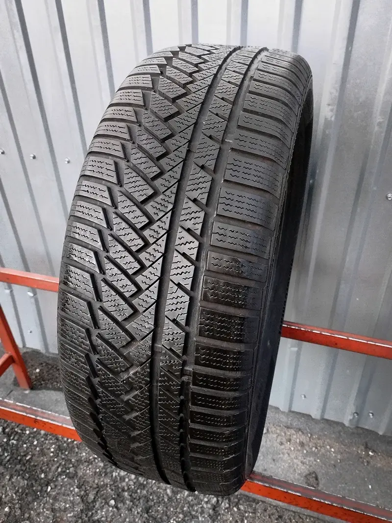 Б/у шина 235/55 R17 Continental ContiWinterContact TS 850 P