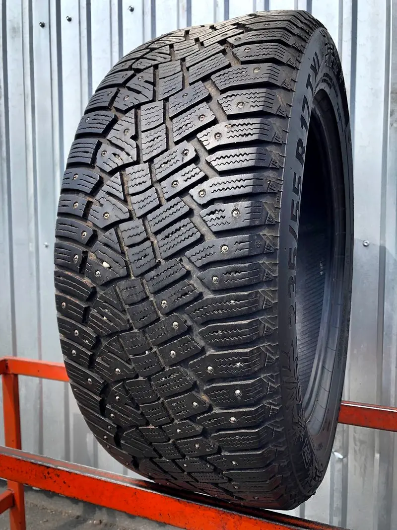 Б/у шина 235/55 R17 Continental IceContact 2