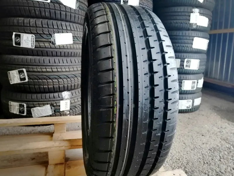 Новая шина 235/55 R17 Continental VancoContact, фото 1