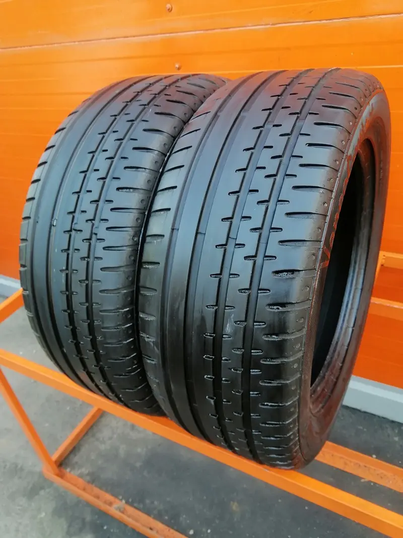 Пара б/у шин 235/55 R17 Continental VancoContact