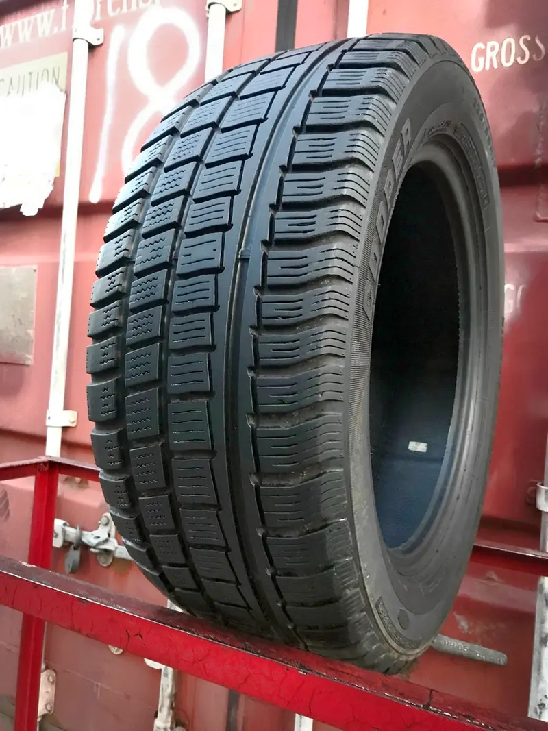 Б/у шина 235/55 R17 Cooper Discoverer M+S Sport