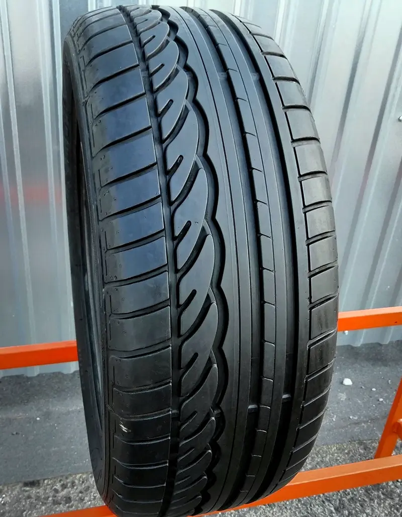 Б/у шина 235/55 R17 Dunlop SP Sport 01