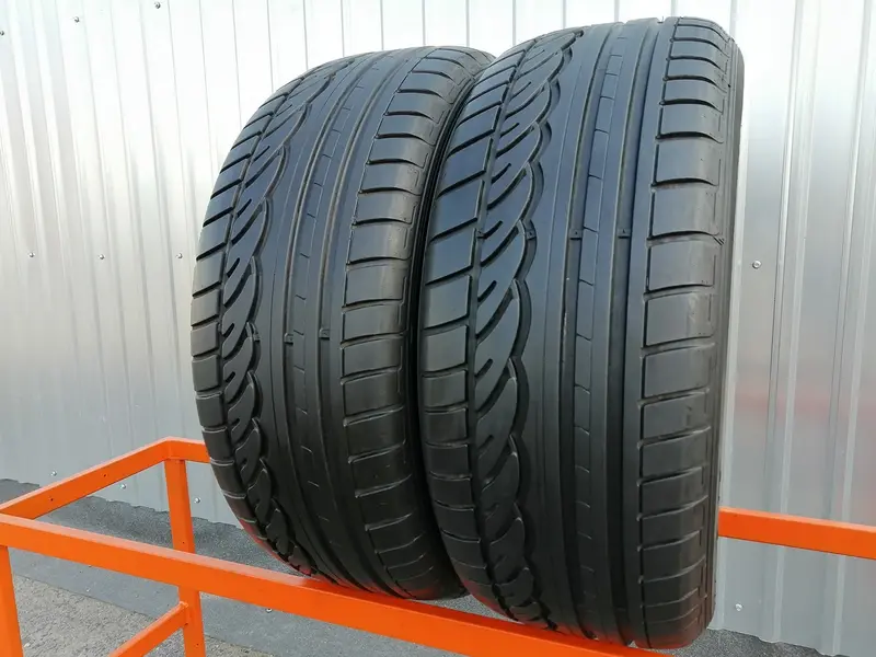 Пара б/у шин 235/55 R17 Dunlop SP Sport 01