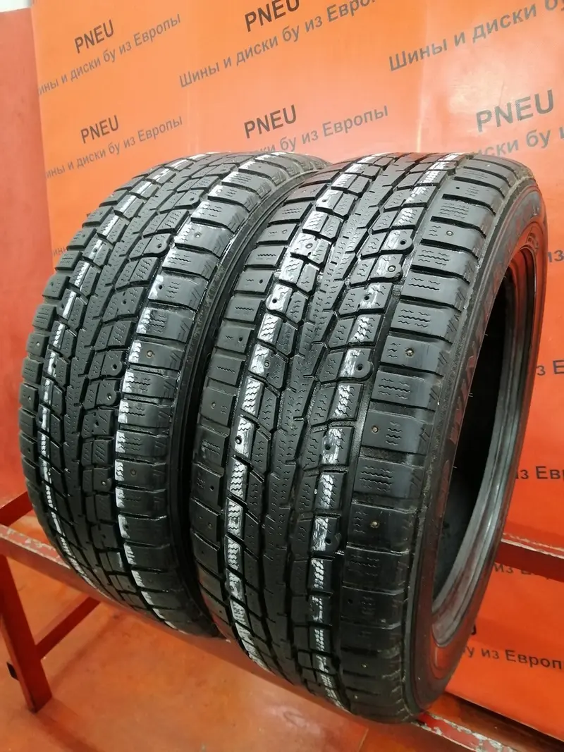 Пара б/у шин 235/55 R17 Dunlop SP Winter Ice 01