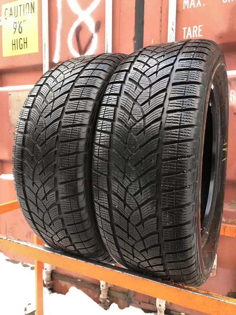 Пара б/у шин 235/55 R17 Goodyear Ultra Grip Perfomance GEN-1, фото 1