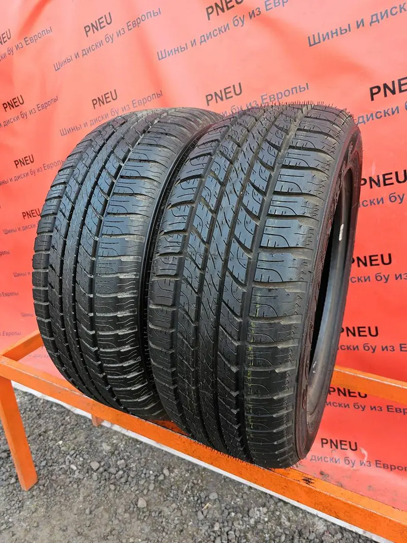 Пара б/у шин 235/55 R17 Goodyear Wrangler HP all weather