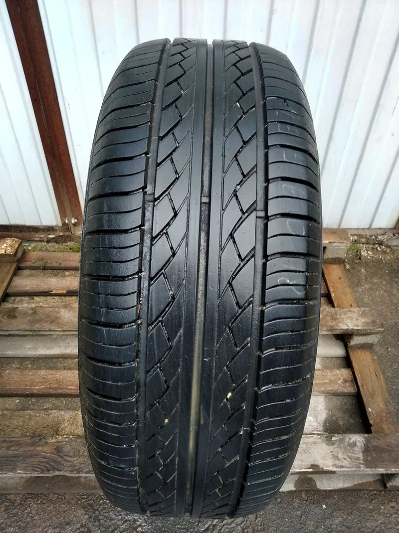 Б/у шина 235/55 R17 Hankook Optimo K406