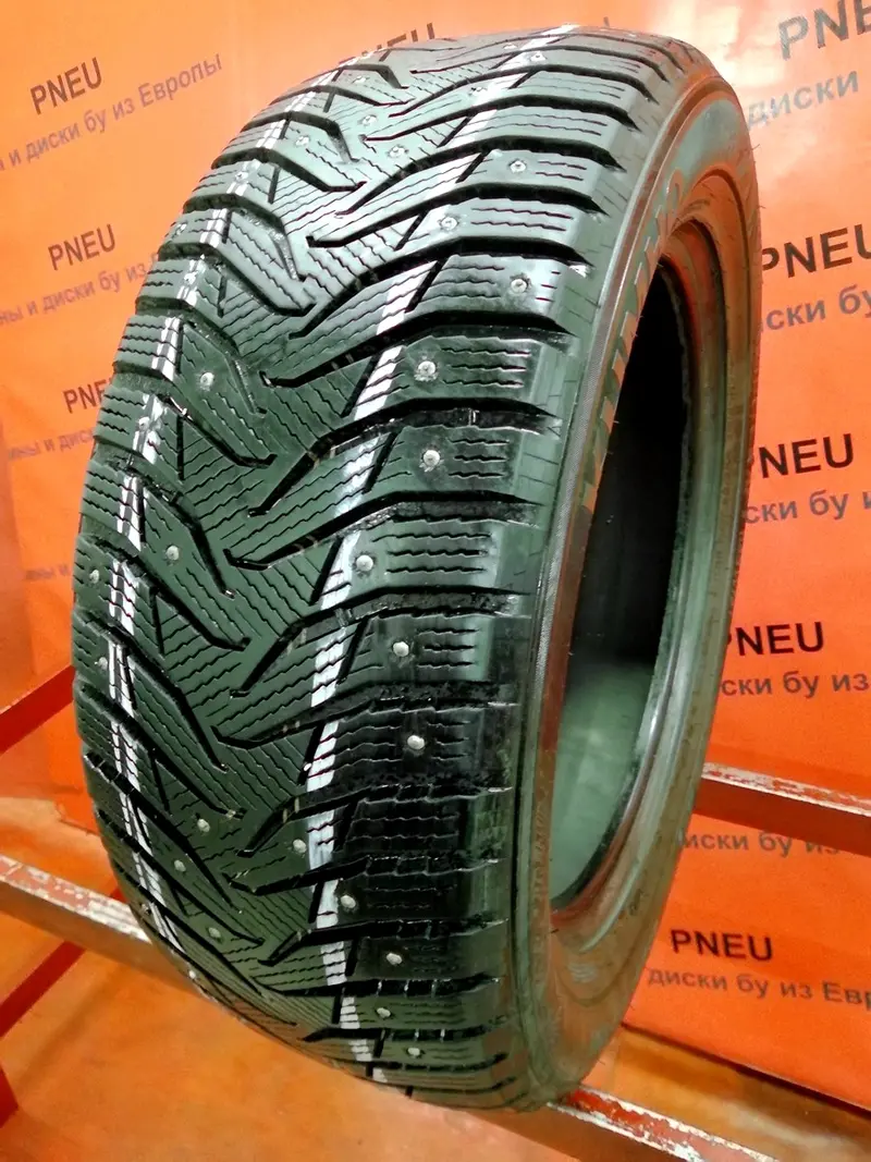Б/у шина 235/55 R17 Kumho WinterCraft Ice WI31
