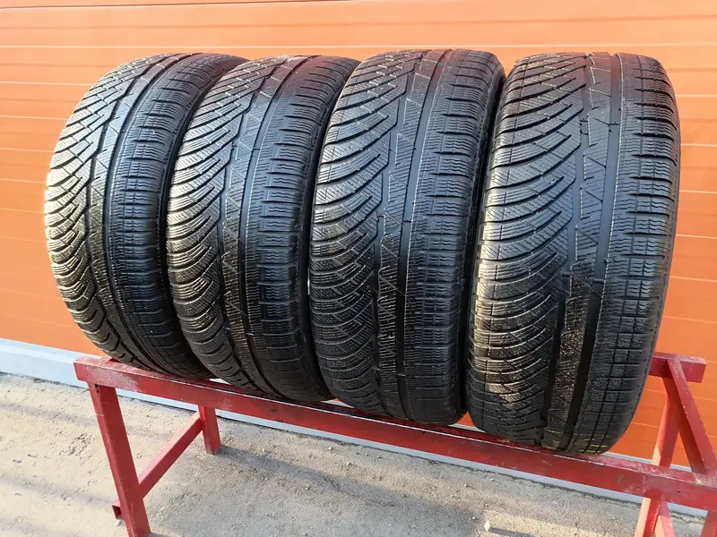 Комплект б/у шин 235/55 R17 Michelin Pilot Alpin PA 4