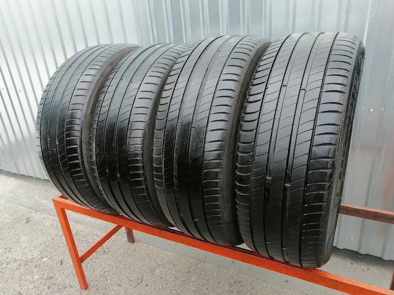 Комплект б/у шин 235/55 R17 Michelin Primacy 3