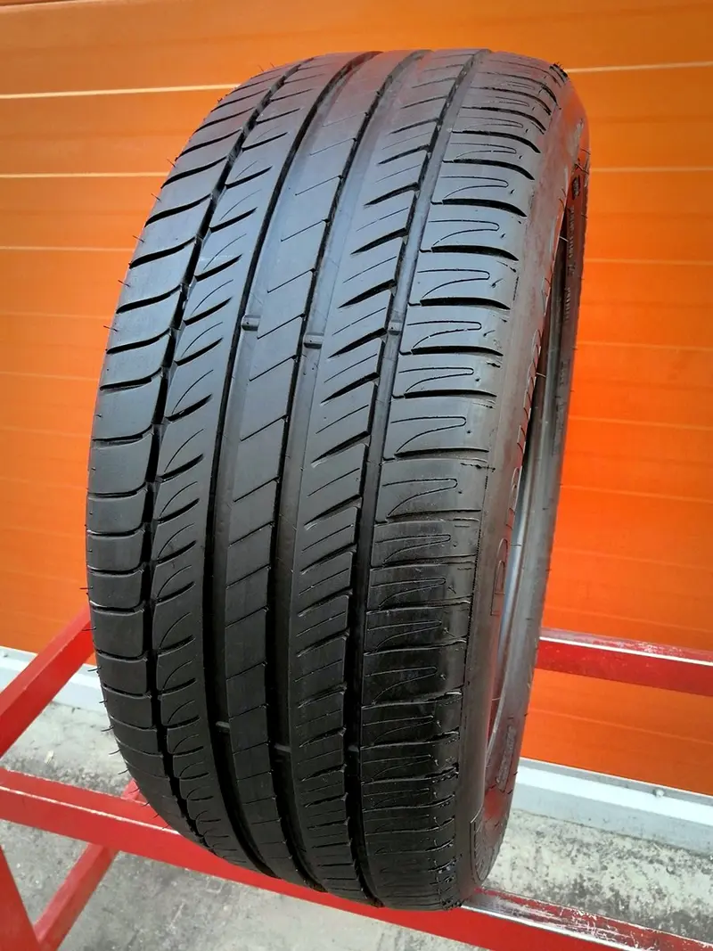 Б/у шина 235/55 R17 Michelin Primacy HP
