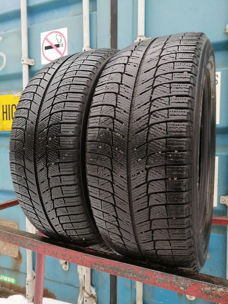 Пара б/у шин 235/55 R17 Michelin X-Ice 3