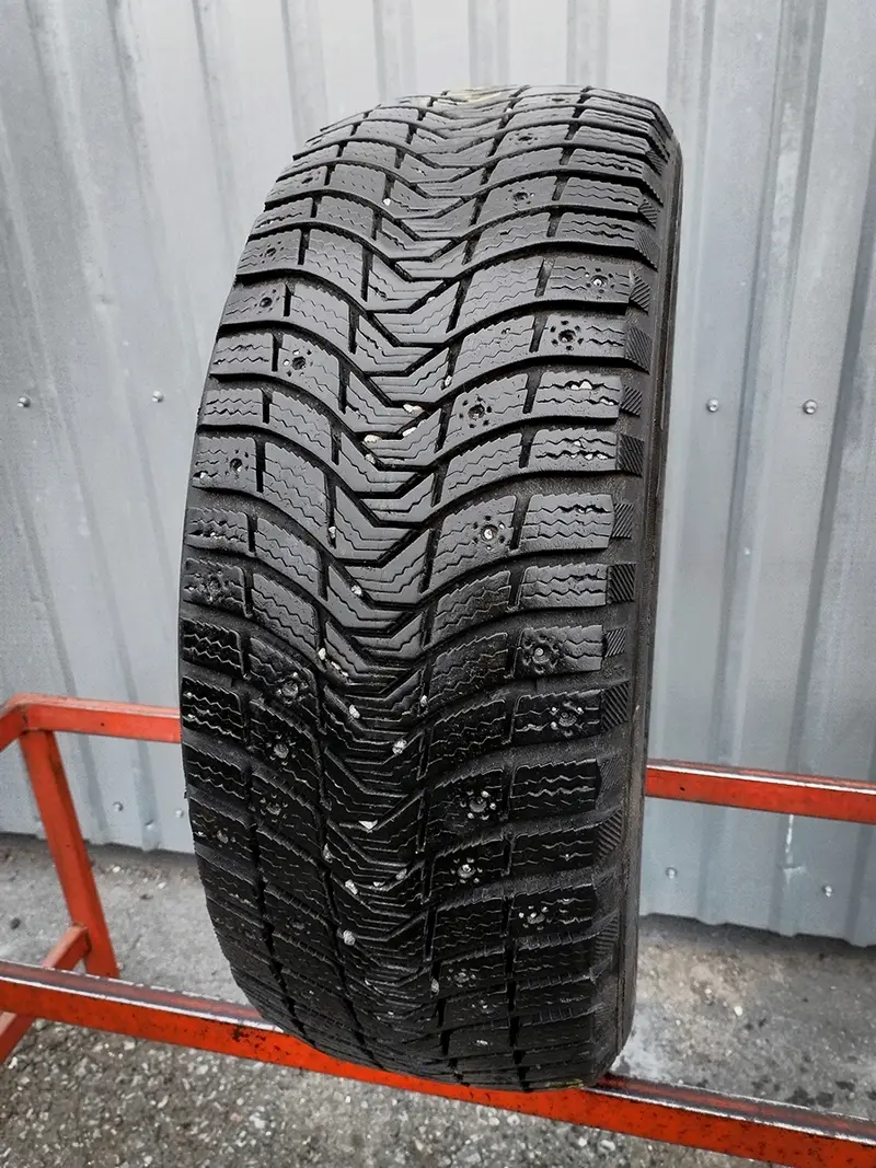 Б/у шина 235/55 R17 Michelin X-Ice North 3