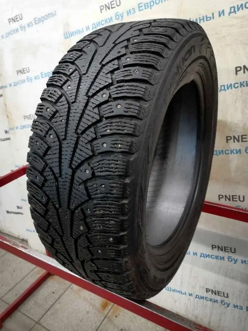 Б/у шина 235/55 R17 Nokian Hakkapeliitta 5