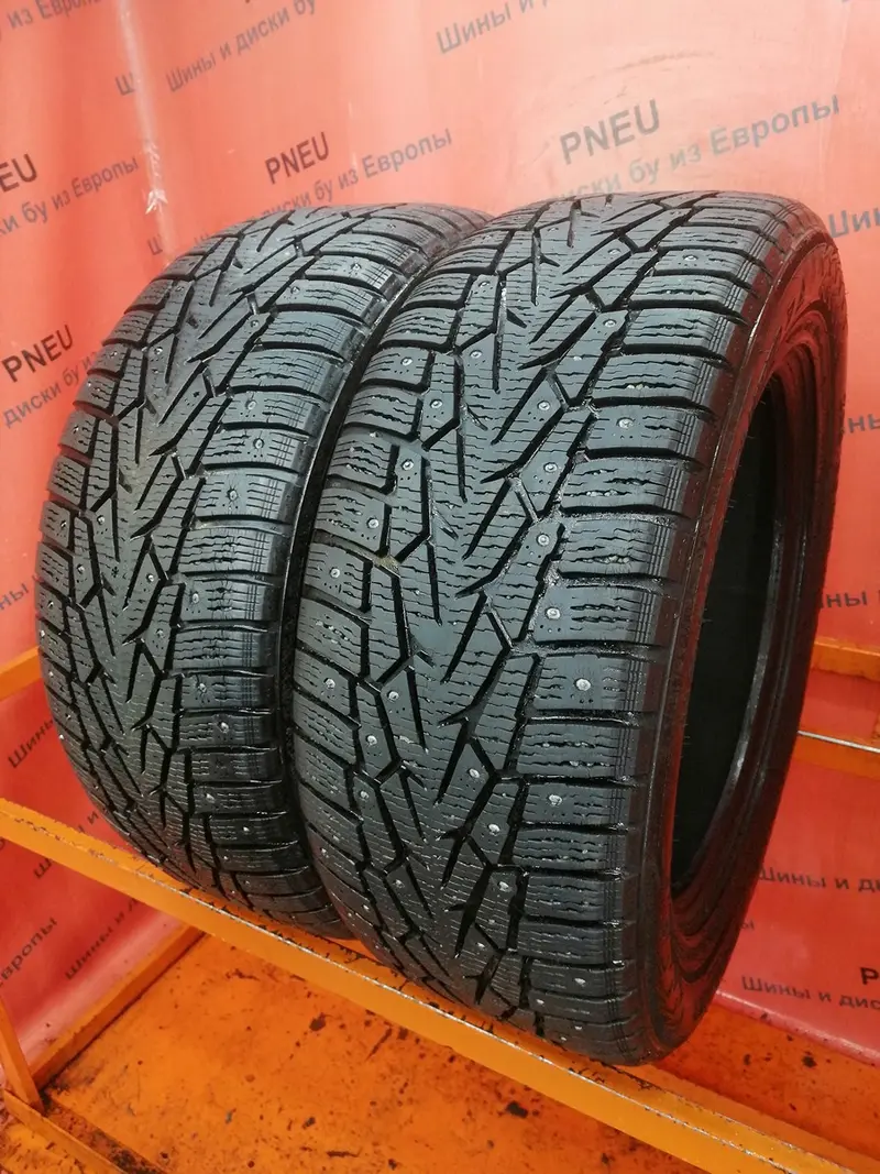 Пара б/у шин 235/55 R17 Nokian Hakkapeliitta 7