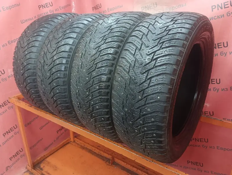 Комплект б/у шин 235/55 R17 Nokian Hakkapeliitta 8 SUV