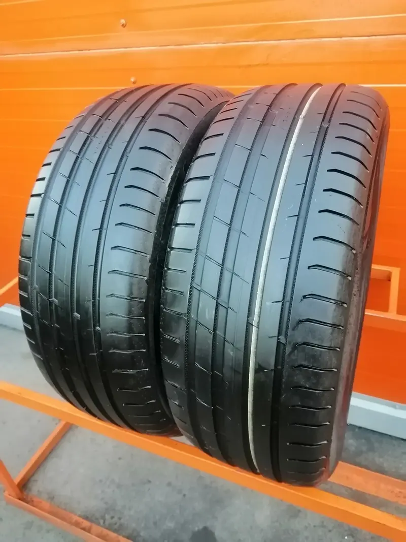 Пара б/у шин 235/55 R17 Nokian Powerproof, фото 1