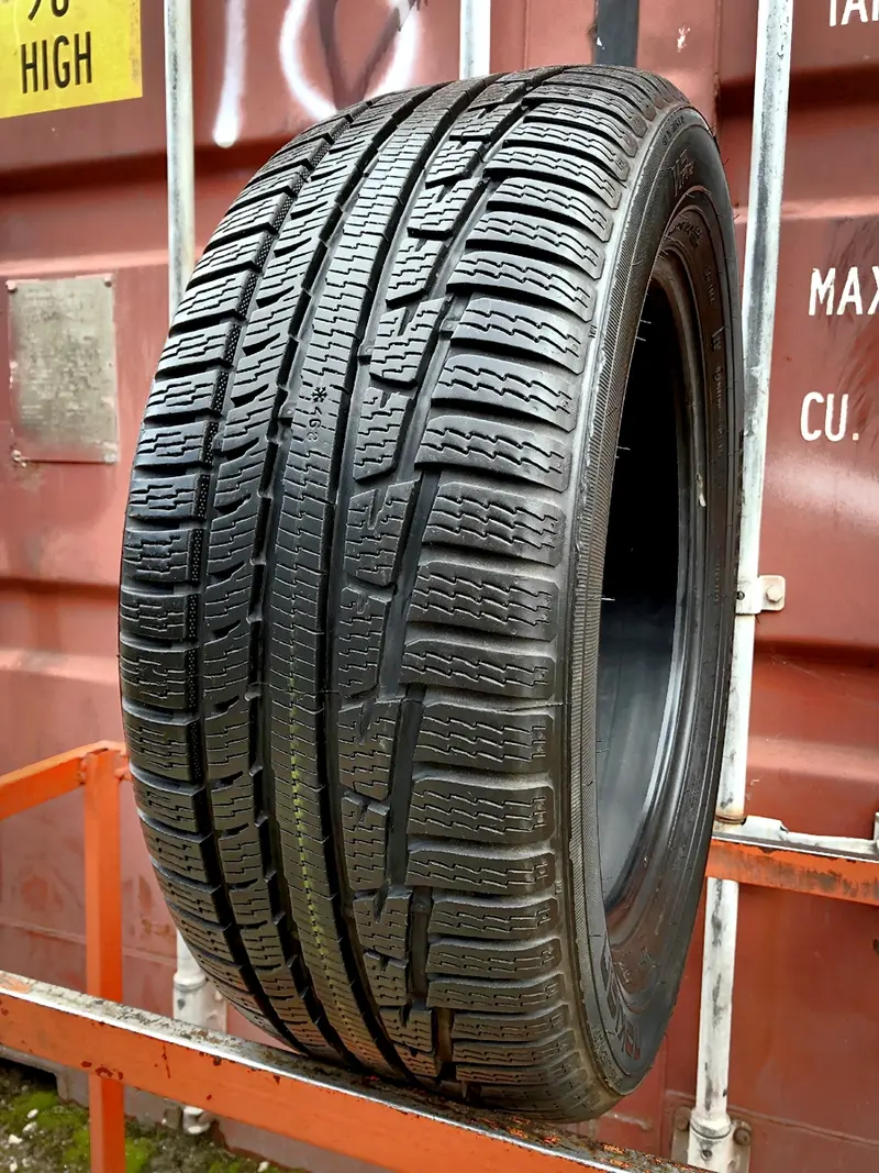 Б/у шина 235/55 R17 Nokian WR A3, фото 1