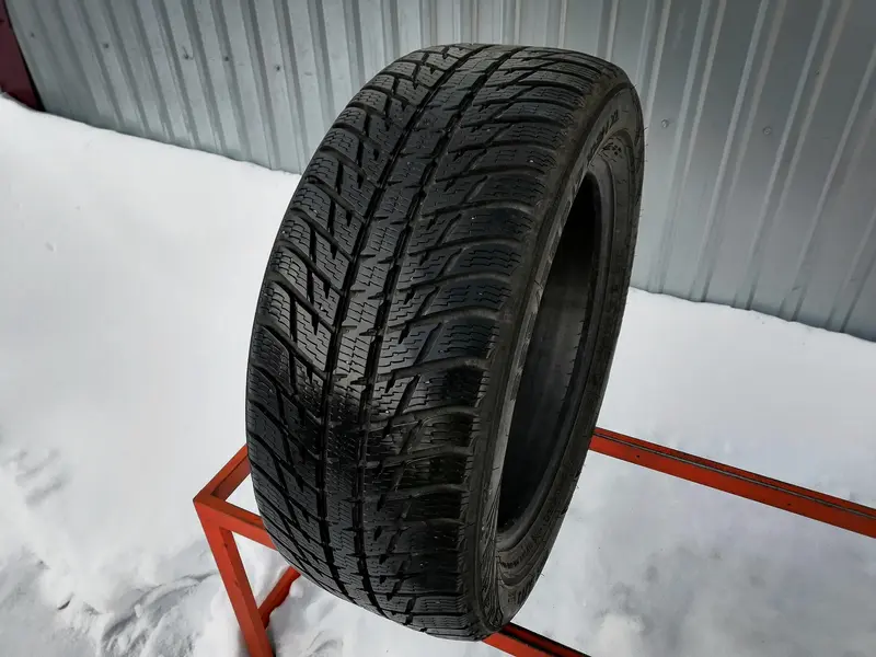 Б/у шина 235/55 R17 Nokian WR SUV 3