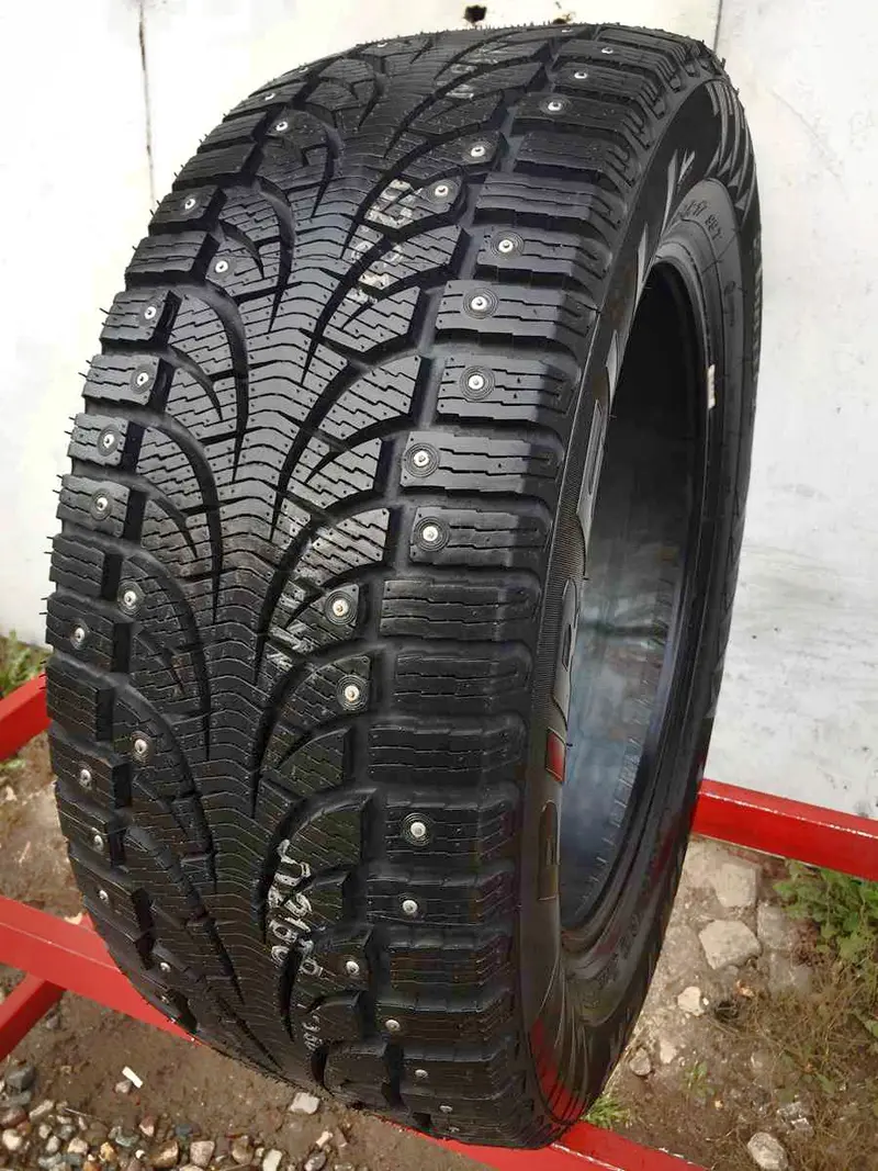 Новая шина 235/55 R17 Pirelli Winter Carving EDGE, фото 1