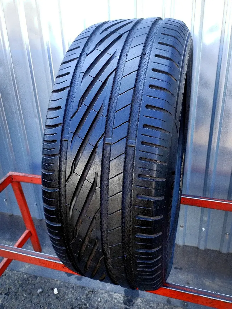 Б/у шина 235/55 R17 Uniroyal Rain Sport 5
