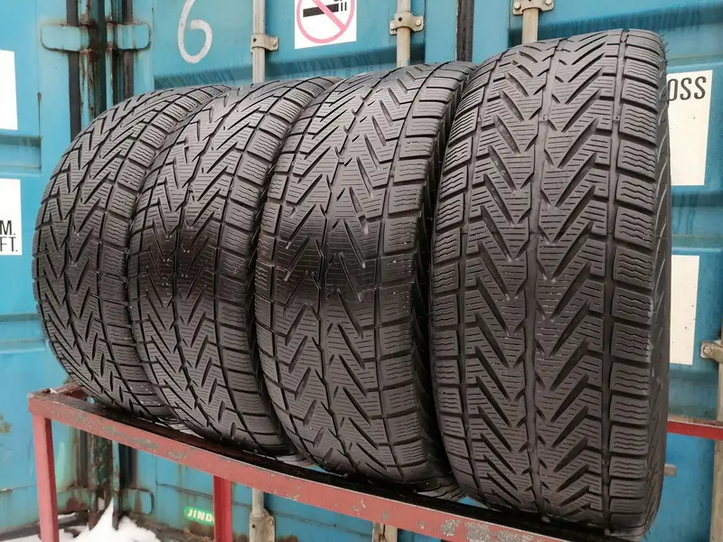 Комплект б/у шин 235/55 R17 Vredestein Wintrac 4 Xtreme