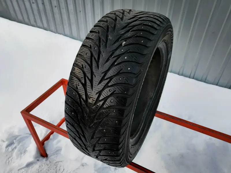 Б/у шина 235/55 R17 Yokohama Ice Guard IG35