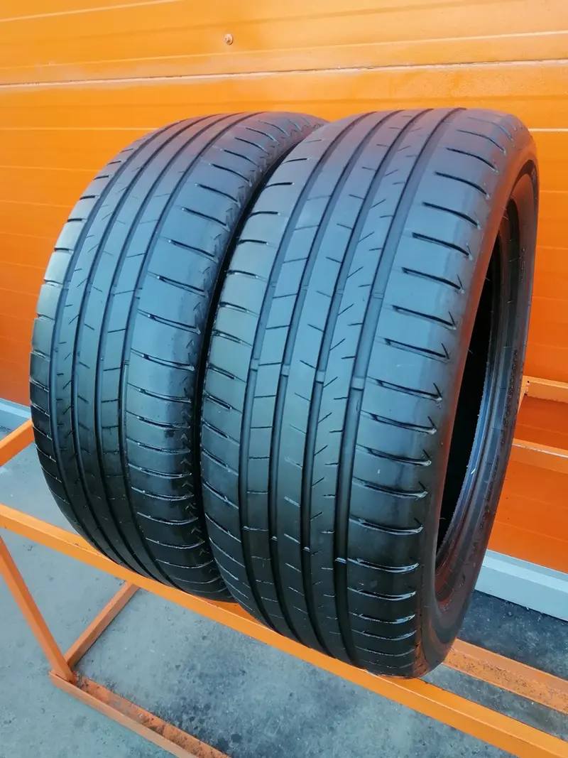 Пара б/у шин 235/55 R18 Bridgestone Alenza 001