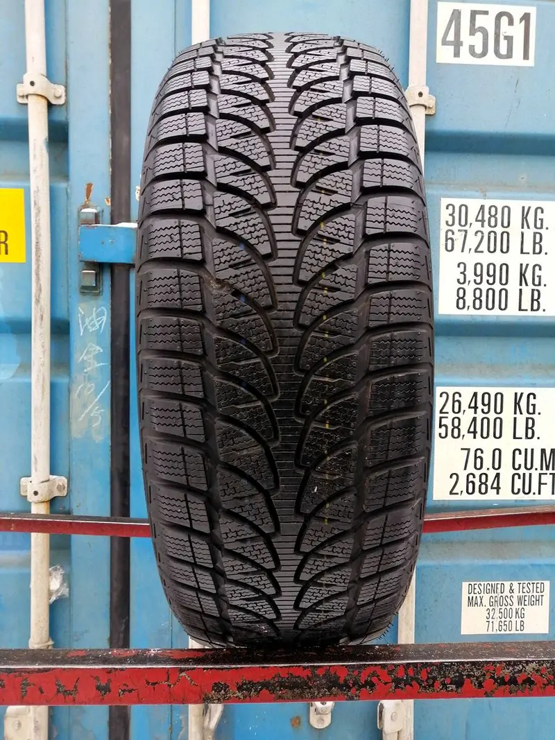 Б/у шина 235/55 R18 Bridgestone Blizzak LM-80 EVO, фото 1