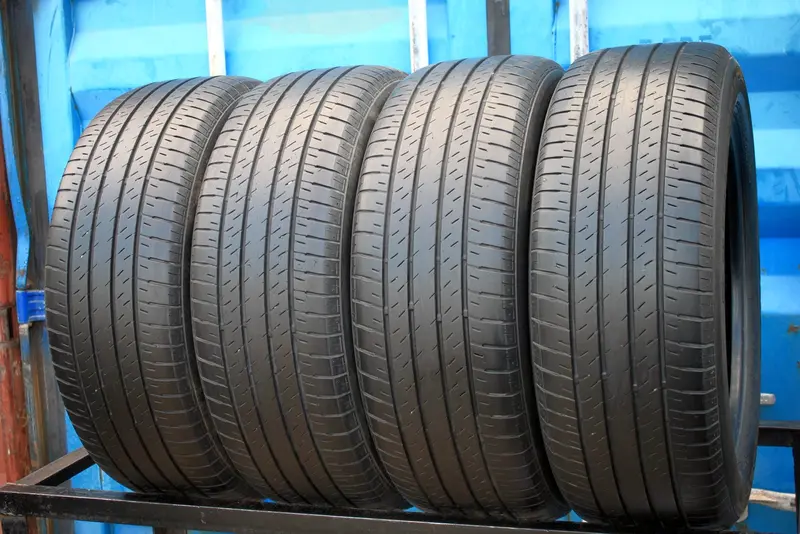 Комплект б/у шин 235/55 R18 Bridgestone Dueler H/L 33