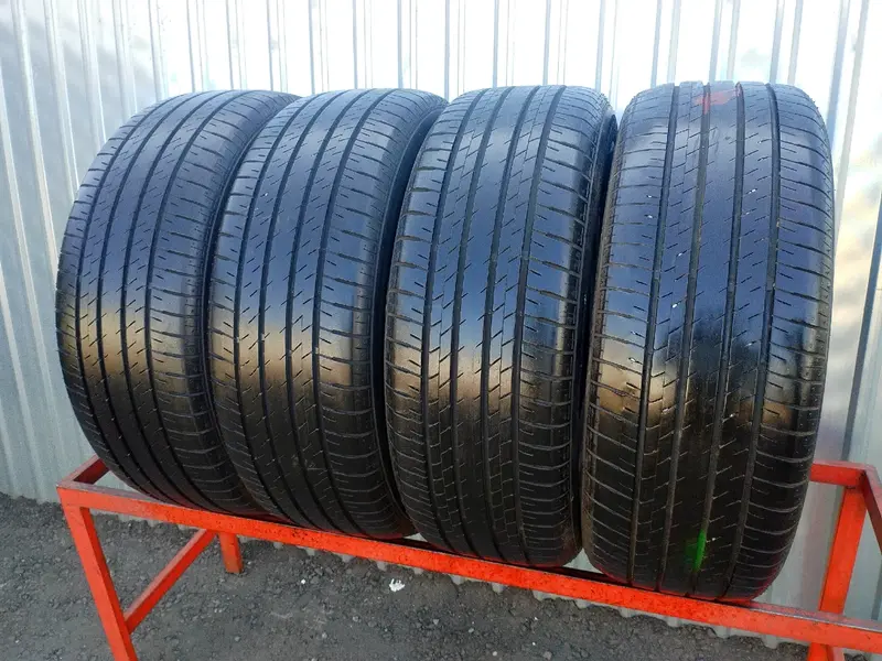 Комплект б/у шин 235/55 R18 Bridgestone Dueler H/L 33