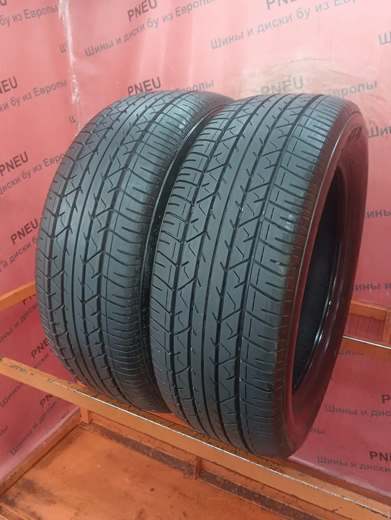 Пара б/у шин 235/55 R18 Bridgestone Potenza RE 031