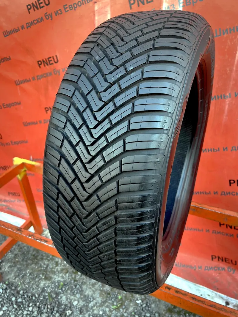 Б/у шина 235/55 R18 Continental AllSeasonContact