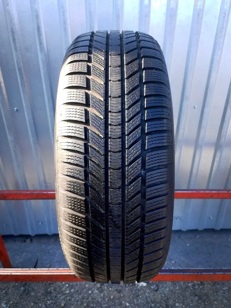 Б/у шина 235/55 R18 Continental ContiWinterContact TS 870 P