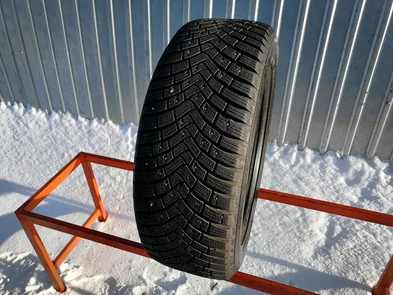 Б/у шина 235/55 R18 Continental IceContact 3