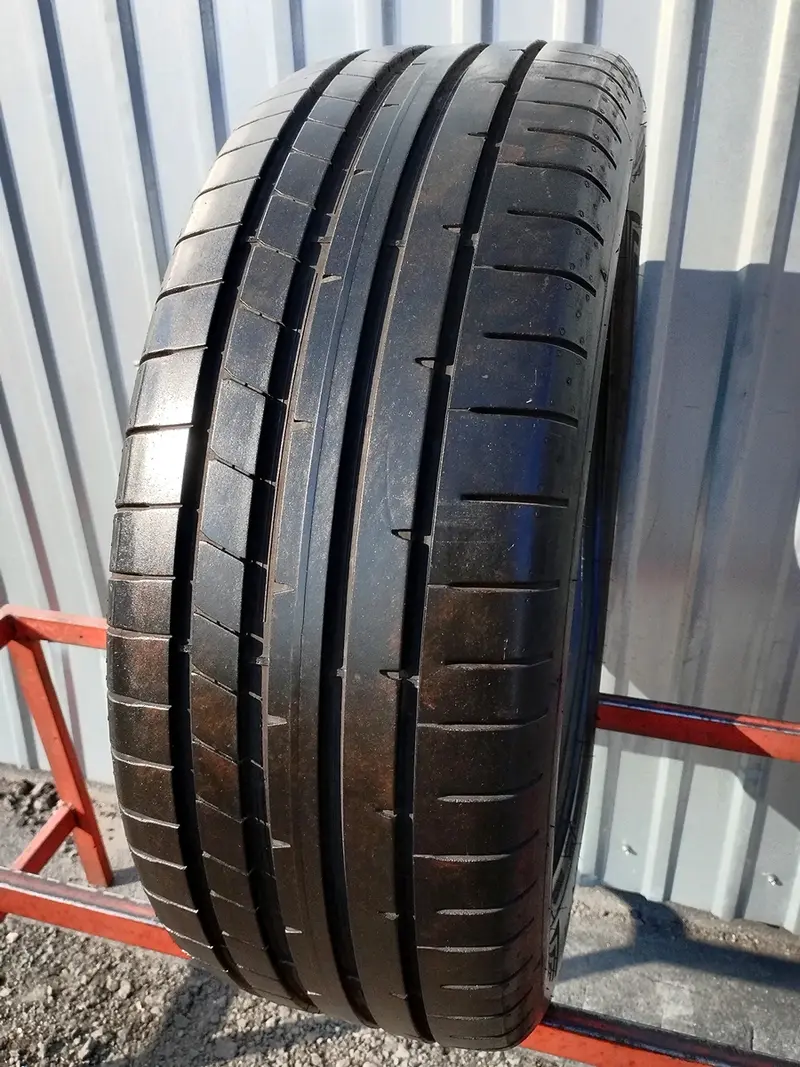 Б/у шина 235/55 R18 Dunlop SP Sport Maxx RT 2 SUV