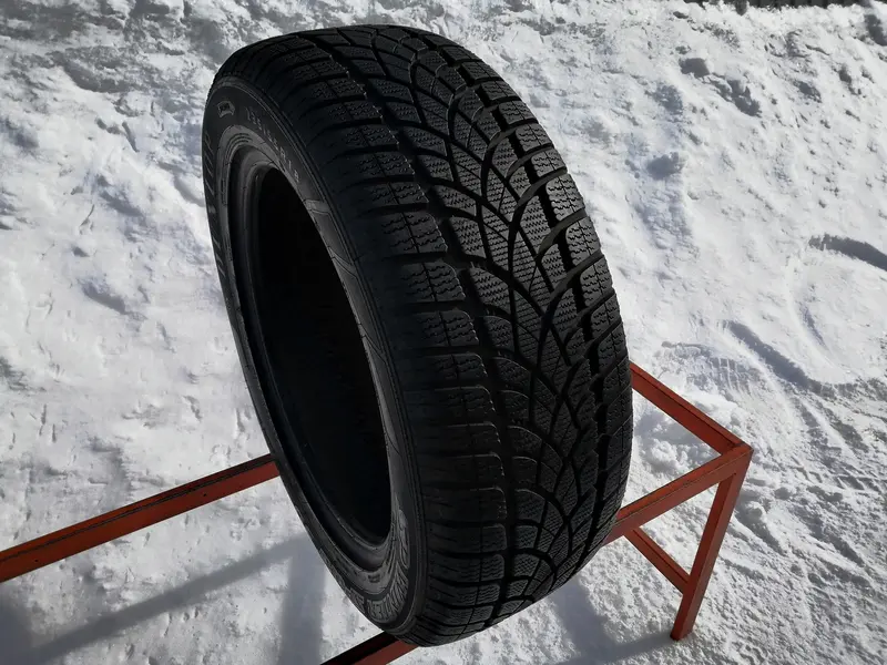 Б/у шина 235/55 R18 Dunlop SP Winter Sport 3D