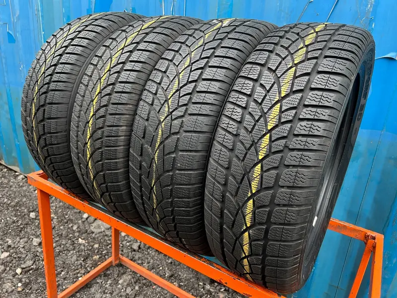 Комплект б/у шин 235/55 R18 Dunlop SP Winter Sport 3D