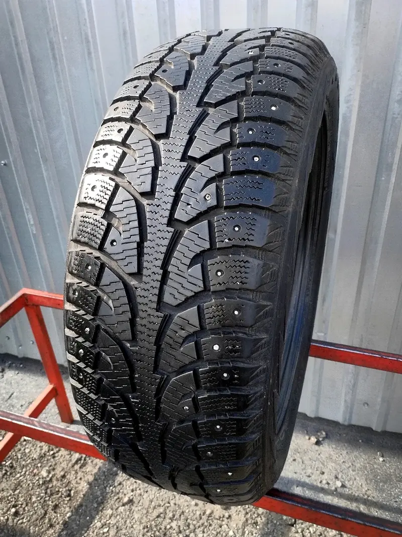 Б/у шина 235/55 R18 Hankook Winter I Pike RW11