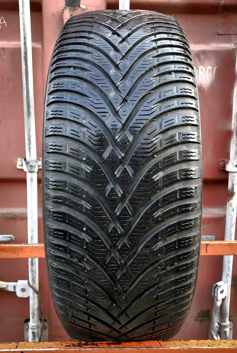 Б/у шина 235/55 R18 Kleber Krisalp HP3 SUV